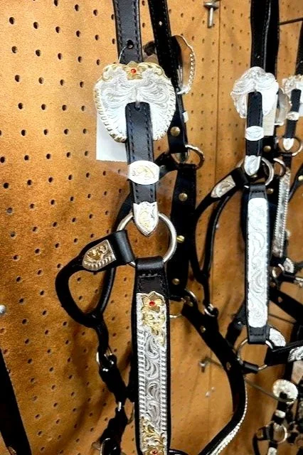 1234-560 Show Halter — Dale Chavez Saddlery
